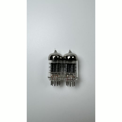 Подобранная пара 12AU7, ракурс 3