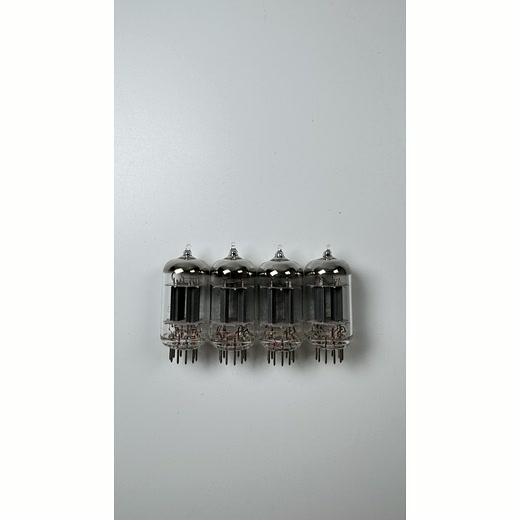 Подобранная пара Mullard 12AX7, ракурс 5
