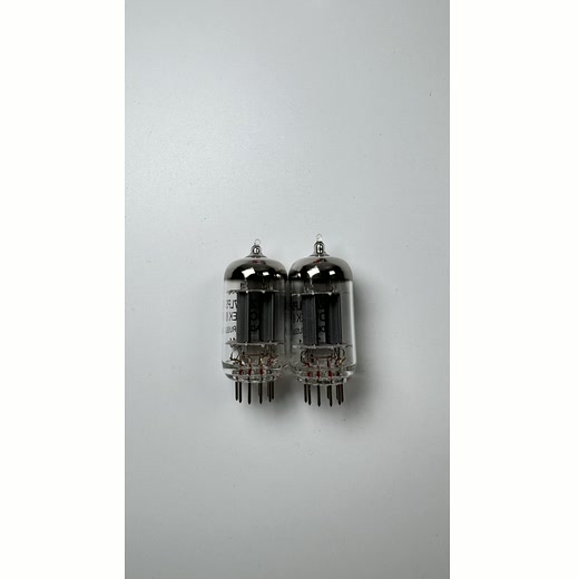 Подобранная пара Sovtek 12AX7LPS, ракурс 3