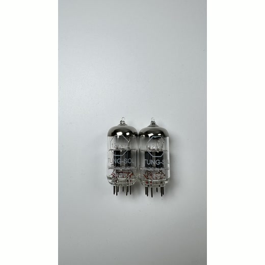 Подобранная пара Tung-Sol 12AX7, ракурс 2