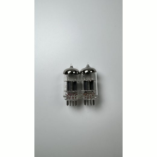 Подобранная пара Tung-Sol 12AX7, ракурс 3